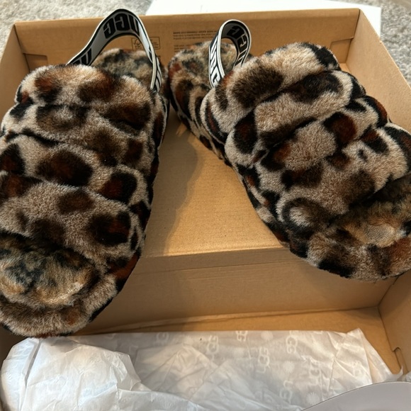 Ugg leopard print fluff yeah slide - Picture 3 of 4